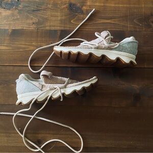 Sorel pink athletic shoes